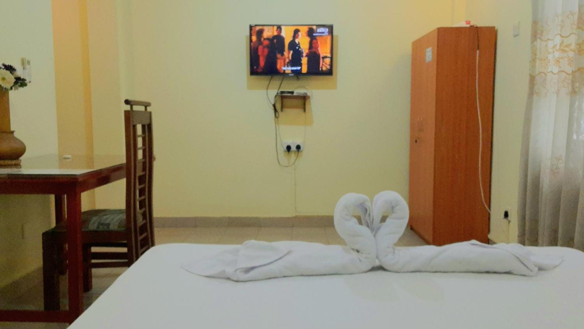 Madara Hotel Horana Extérieur photo